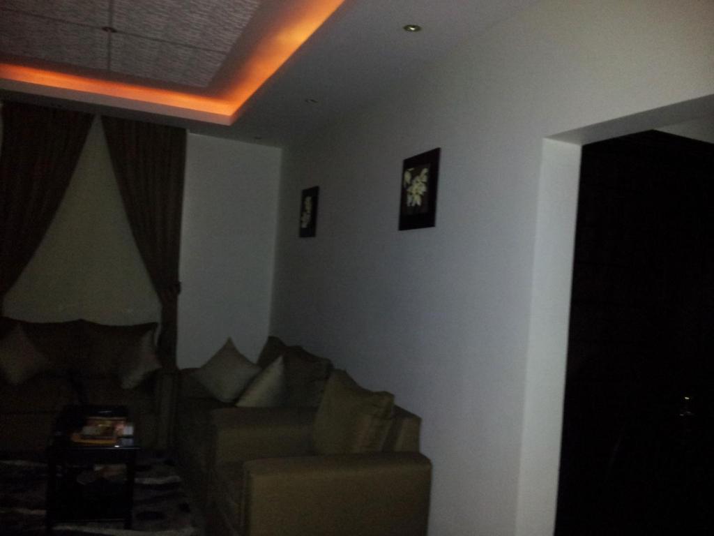 Dorar Darea Serviced Apartments - Al Malqa Riyad Oda fotoğraf